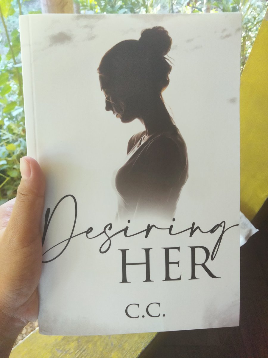 yen_ahgase8's tweet photo. OMG ang ganda-ganda ng book😍 Finally Desiring Her Cutie Sanaol No More😍😍
#ccbooks
#CECELIB https://t.co/Ii5SEXudyl