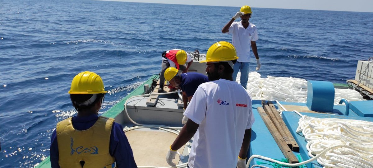 DrHussainHassan's tweet photo. ކެނޑިފައިވާ ހއ.ފިއްލަދޫ  #ދޮށިމަސްކަނދު، ކަނދު ނަންބަރު #C09D01 ފިއްލަދޫގެ 15 މޭލު އިރުމަތީ ސަރަހައްދެއްގައި ފިޝަރީޒްގެ #ކަނދުފަތިޓީމު އިން މިއަދު  އަޅާފި. މިހާރުދަނީ ހއ. މުޅަދޫ ފުށޮޅުގައި #ވަދުމަސްކަދު އެޅުމަށް ތައްޔާރުވަމުން. @MoFMRAmv https://t.co/0rrxxF46dz