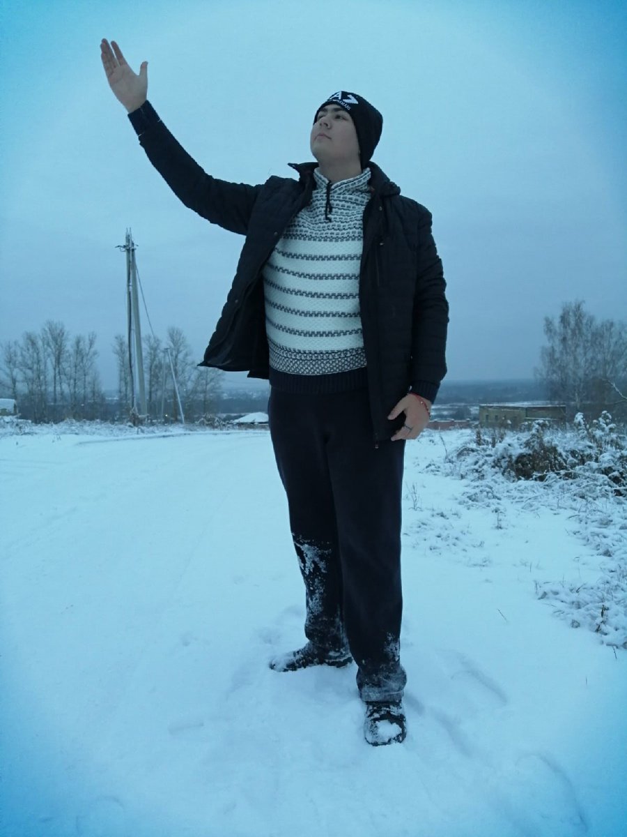 endless_east's tweet photo. Чем занимаетесь ребята, как проводите новогодние каникулы? https://t.co/VdiZjJmlh6