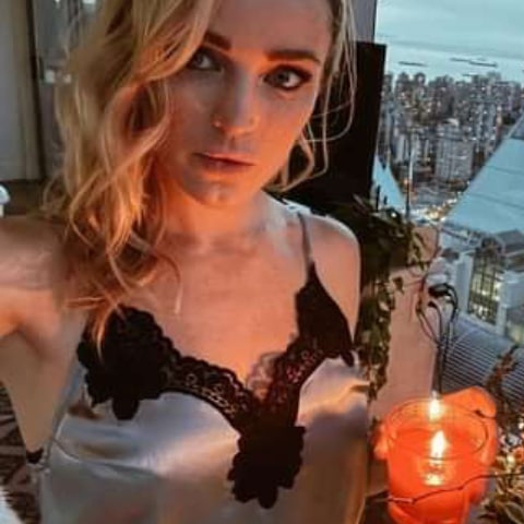 Happy birthday my idol caity lotz  