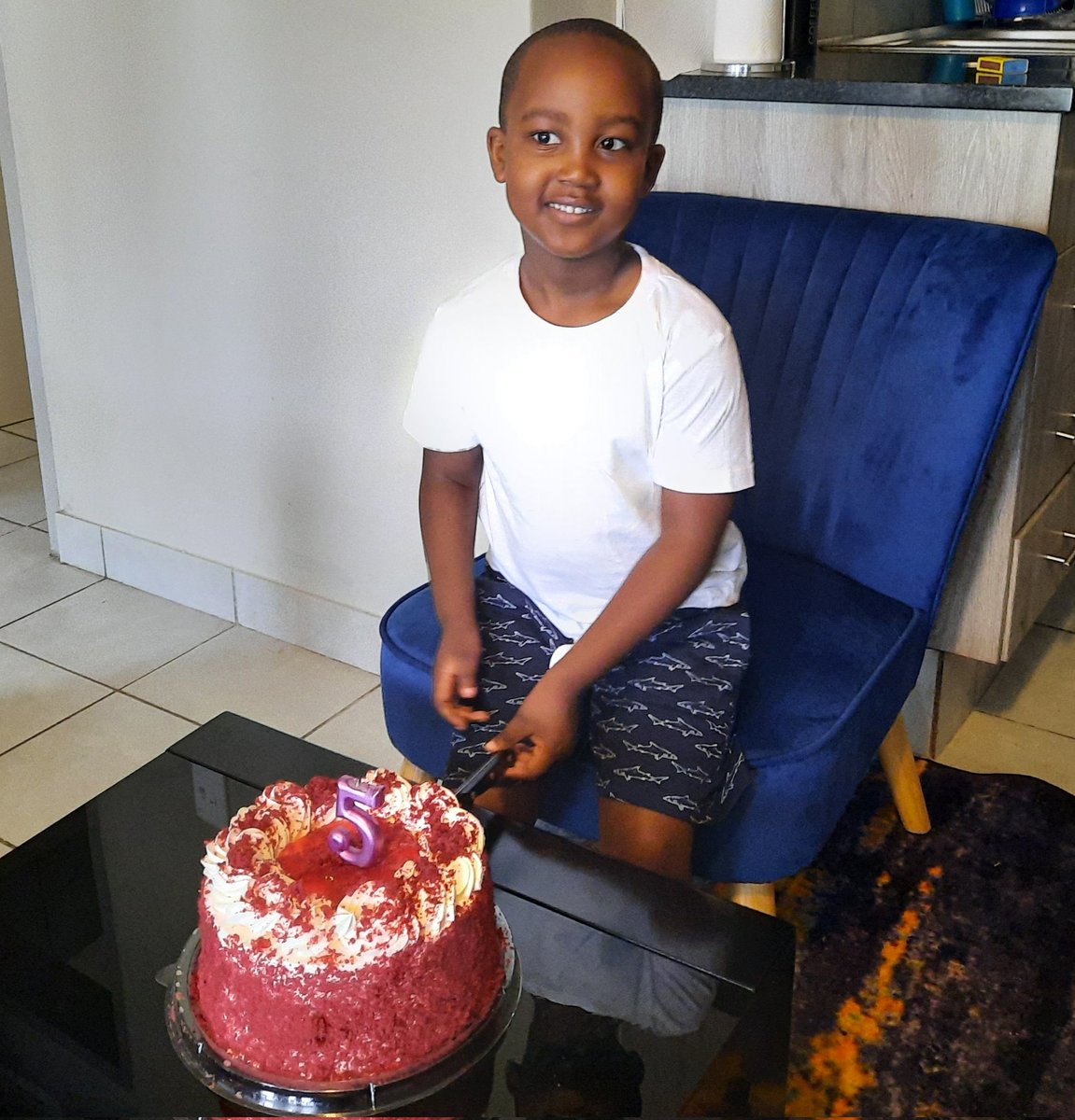 BraMahlatse's tweet photo. This legend (Bohlale) is 5️⃣ years old today. Happy Birthday mfanaka. #Njayam #Gobetse https://t.co/BBeN9IHBQl