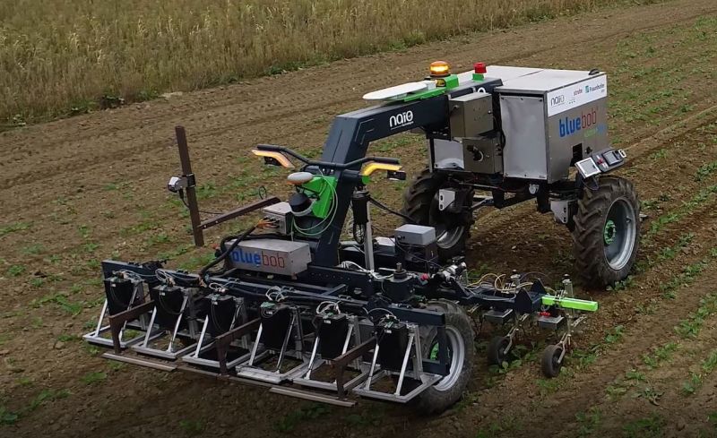 naiotech's tweet photo. Our partner Strube is introducing its Bluebob project with our new robot Orio 🤖
A new step for a more sustainable sugar beet production thanks to robotics and AI.
Watch the video 🎥 : https://t.co/gsnNSIXiBu
#strube #partner #robot #robotics #sugarbeet #orio #bluebob #agtech https://t.co/gFJuETzdgZ