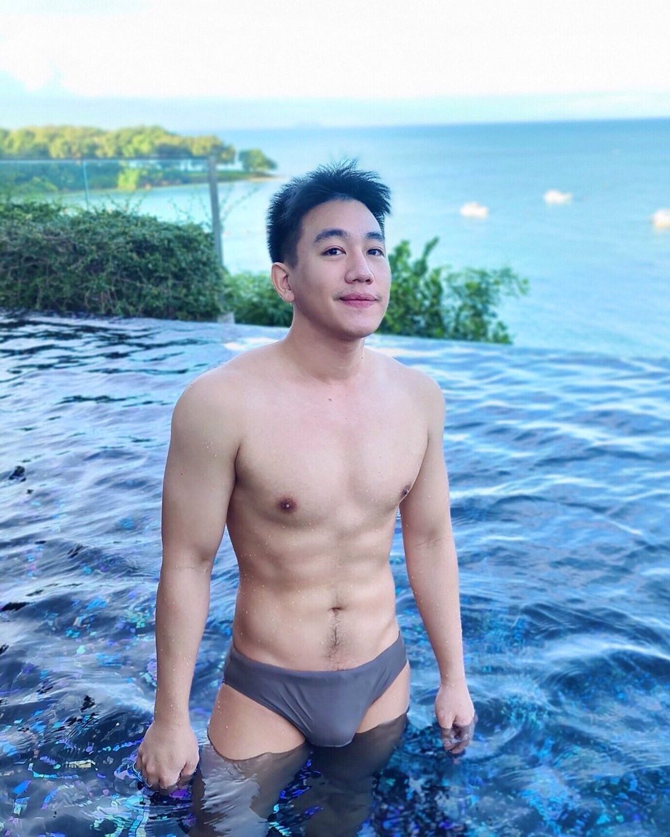 ส่งท้ายปีนี้ด้วยรูปนี้ล่ะกันครับ ปีหน้าจะพัฒนาไปในทางไหนนะ?! 555+ #bye2021