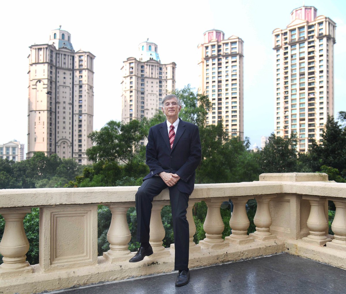 N_Hiranandani's tweet photo. #COVID19 have altered the #waywelive &amp; #waywework #adapting new environment &amp; #upskilling is the wayforward for #workforce to stay ahead of curve &amp; survival of the fittest @HSNCUniversity @NHSRE_2021 https://t.co/fD7mRbK0mA