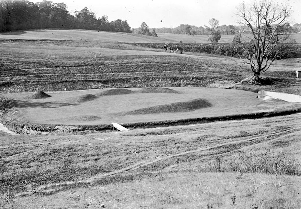 Hainesy76's tweet photo. Greens🤘- Tom Simpson at Camberley Heath, Alister Mackenzie at Cypress Point &amp; Sitwell Park and Herbert Barker at Columbia Country Club https://t.co/zNfzvp19tD