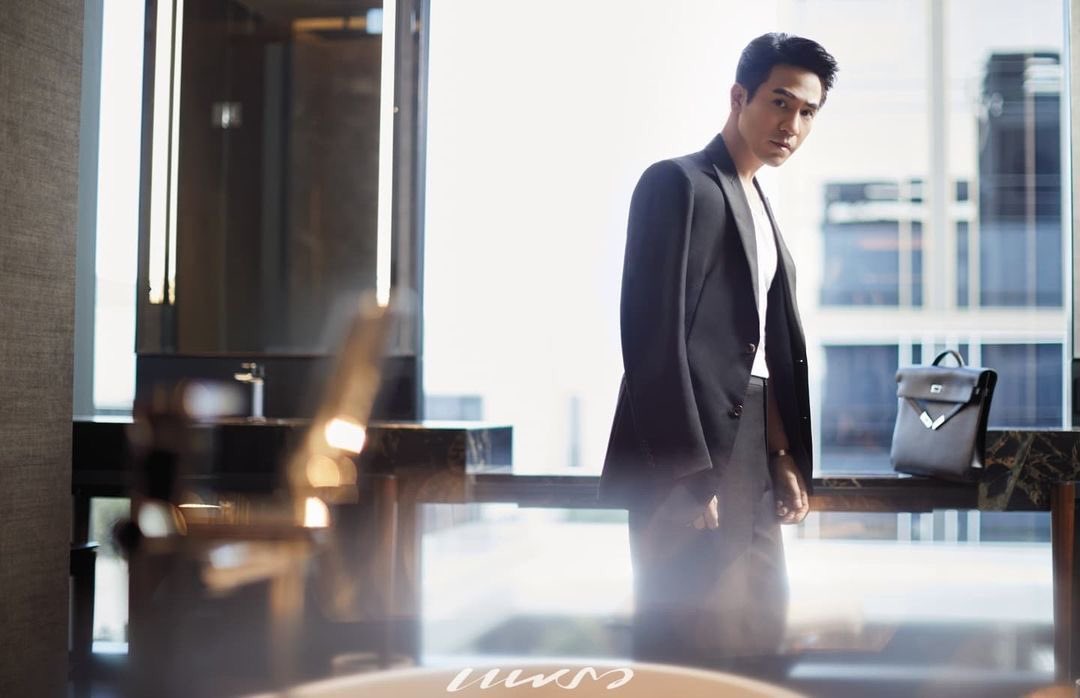 fcpopethanavat's tweet photo. ดาวน์โหลด E-mag ย้อนหลังทุกเล่มของพี่โป๊ปได้ทาง Naiin App 
#popezaap 
https://t.co/23zAR0Hcg5
#Praewmag #praewxpope https://t.co/1BdXH8Uwaa
