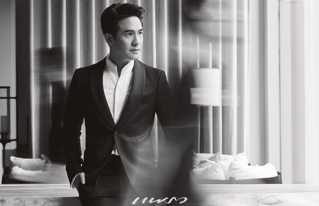 fcpopethanavat's tweet photo. ดาวน์โหลด E-mag ย้อนหลังทุกเล่มของพี่โป๊ปได้ทาง Naiin App 
#popezaap 
https://t.co/23zAR0Hcg5
#Praewmag #praewxpope https://t.co/1BdXH8Uwaa