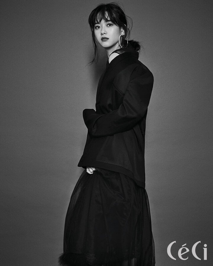 goara_ina's tweet photo. Ceci, October 2017
#GoAra
#Cecimagazine https://t.co/EjMTtn1VeM