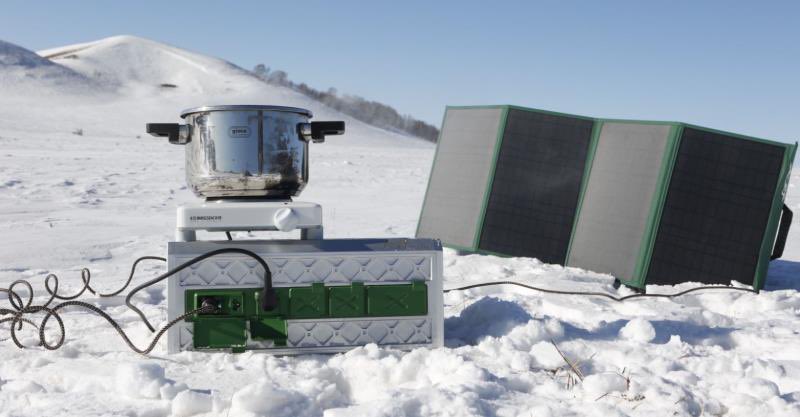 YakDyna's tweet photo. DYNAYAK N35
In Wulan Butong Grassland, even in extremely cold weather, our products can still boil water for us usual!

We are coming very soon.......
Follow Us:
https://t.co/mmSJVgJwHo

 #DynaYak #powerstation #powersupply #outdoorpower #portablepowerstation #outdoorcamping https://t.co/9AWHT5K3wN
