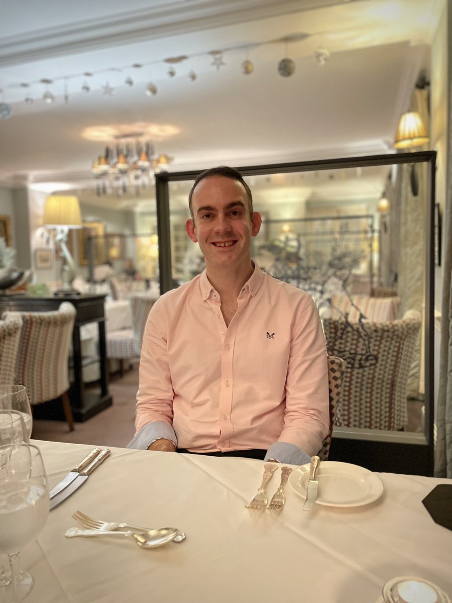 RichMacpherson's tweet photo. Wonderful relaxing festive break at the @CavendishBaslow in Derbyshire🎄Delicious food, stylish rooms and incredibly welcoming staff. A great retreat especially with the grounds of @ChatsworthHouse being so close. I can’t wait to stay again, hopefully soon! #bestofbritish https://t.co/w2uIyXvwSv