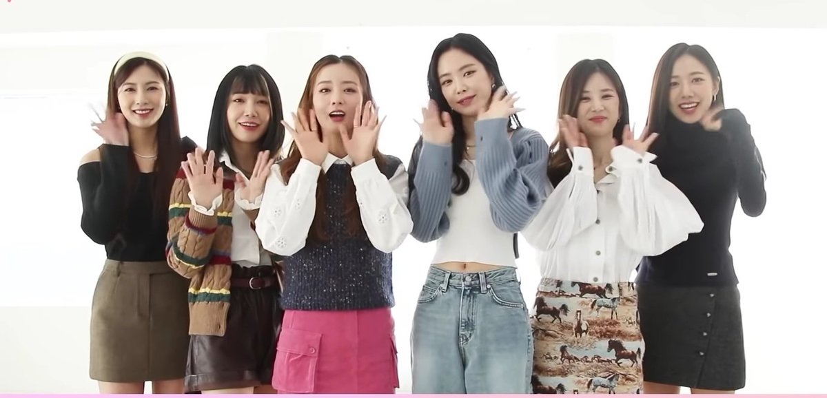 41906n's tweet photo. D-1 to open the letters
D-1 to maybe open the wines
D-1 to finally celebrates Apink's 10th Anniversary
D-1 to finally smile, laugh, and cry seeing Park Chorong, Yoon Bomi, Jeong Eunji, Son Naeun, Kim Namjoo, Oh Hayoung

🥲😭🤧 https://t.co/6atEHIsHnO