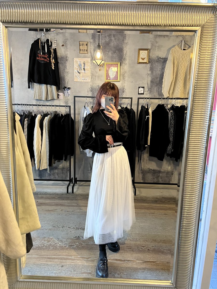 anmna__'s tweet photo. 本日もご来店ありがとうございました！
店頭のpuff sleeve topで着回しコーデを組みました✨
是非店頭にてご覧くださいませ。 https://t.co/11EvQBigW8