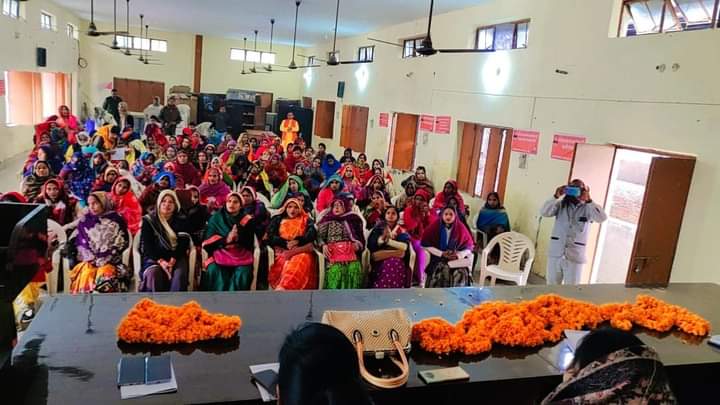 SeemaBjp4up's tweet photo. प्रतापगढ़ के पट्टी विधानसभा की महिला कार्यशाला की बैठक में मुख्य अतिथि के रुप में उपस्थित हुई।

@BJP4India @BJP4UP https://t.co/SkyGpzD6oe