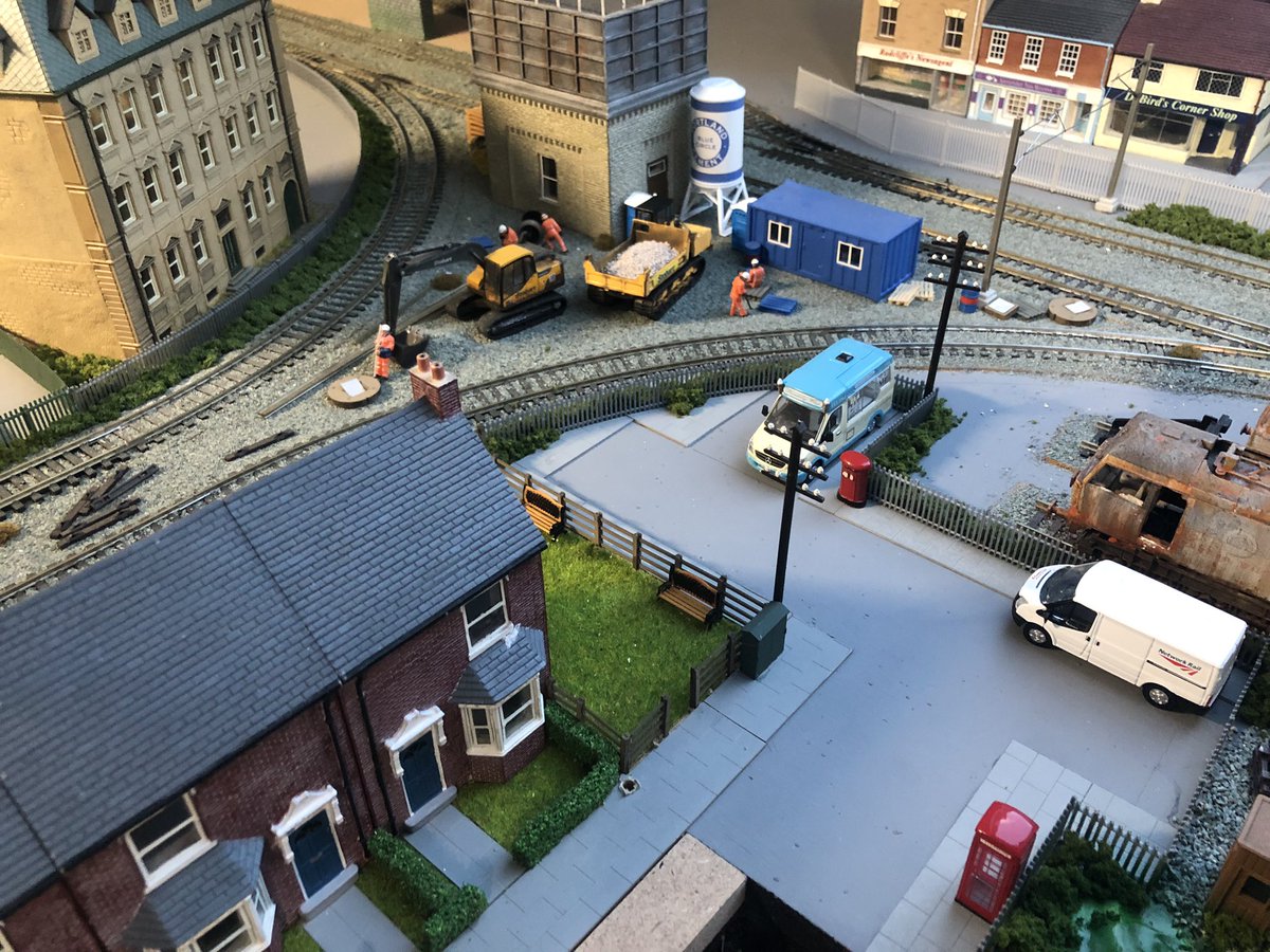 Bit more on the layout yesterday. Let’s see what I can pick up at the train fair today 😬