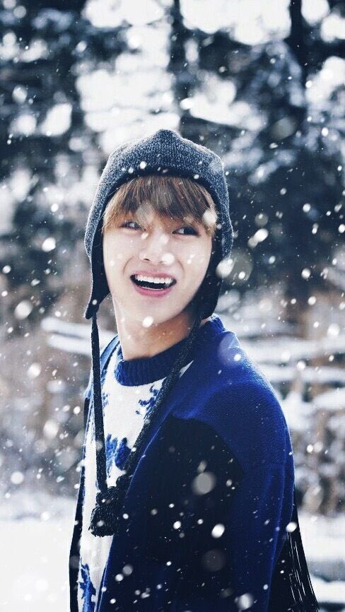 ushamayee's tweet photo. Happy birthday 🎂V 💜💜💜💜💜 https://t.co/U4lcZGhOiU
