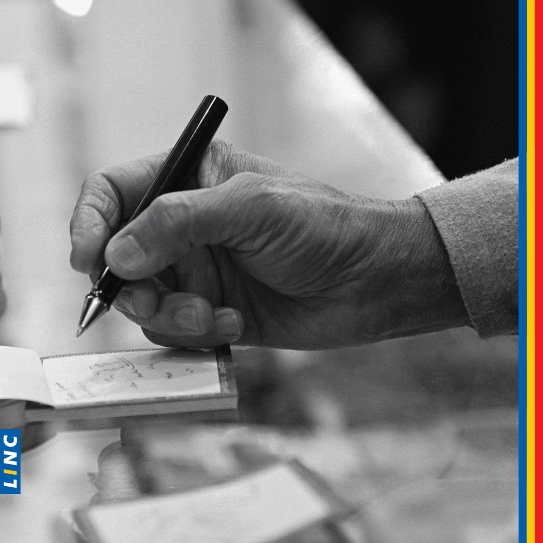 LincLimited's tweet photo. The bustling IIMTF is soon coming to an end. This weekend is your last chance to witness our striking display at the fair.

Last Date: 2 Jan 2022
Time: 11am - 8pm
Venue: Science City, Kolkata

#Linc #LincIndia #IIMTF #Stationery #OfficeSupplies #Exhibition #Kolkata #LastWeek https://t.co/ti2pDkG8pR
