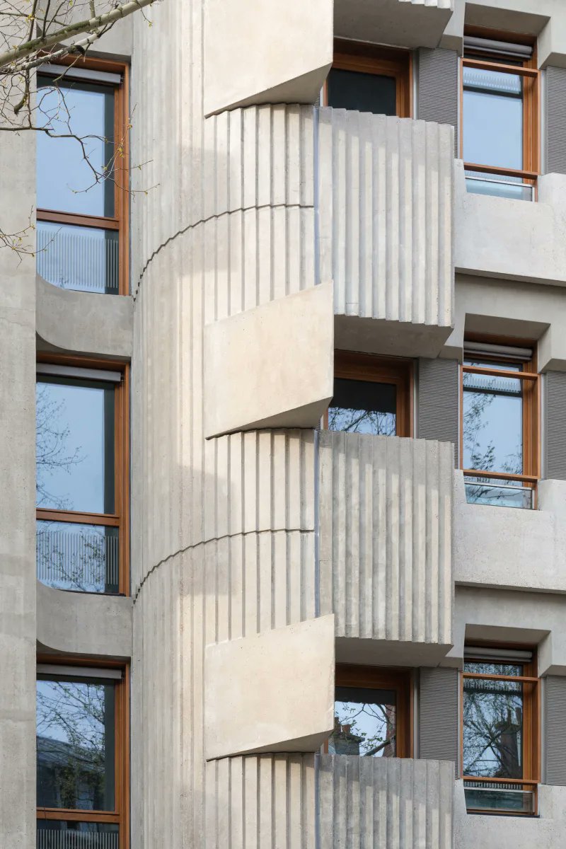 Emmett_Scanlon's tweet image. 3/3 #housingatlas #brutalism #retrofitfirst #abolishdemolish