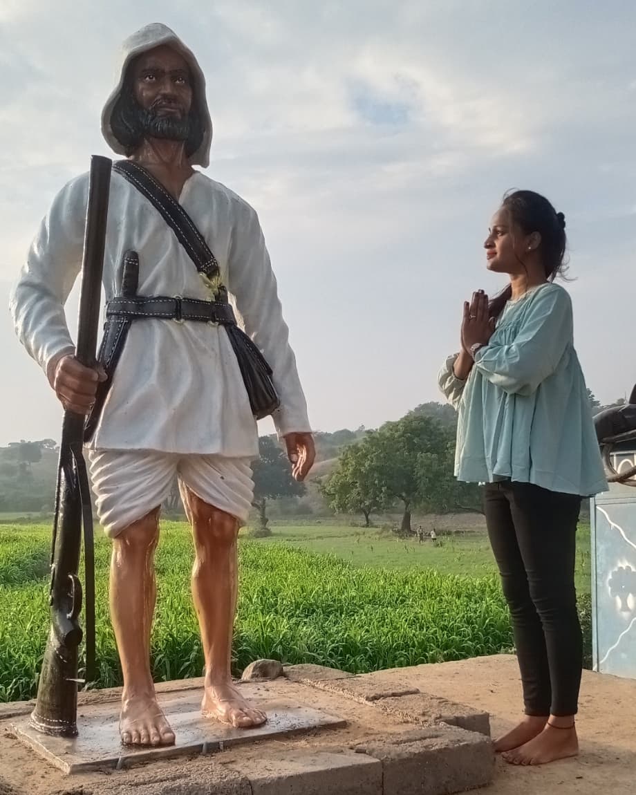 VasuniyaAarti's tweet photo. #जोहार मालिक #टंटया_भील 🙏🏹🏹
#aadiwasi #Tribal https://t.co/rbnIoJ9Bpp
