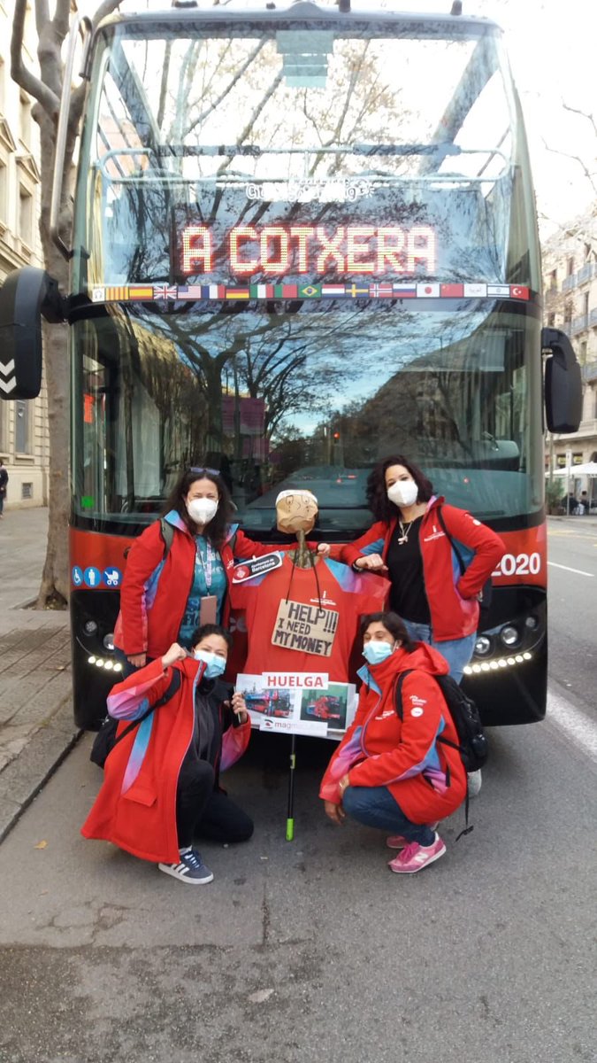 bbtcomite's tweet photo. Seguimiento del 100% en el 3er día de huelga en el Barcelona Bus Turístic. El servicio está paralizado y lo seguirá en los próximos meses mientras no cese la pésima gestión, los impagos a trabajadores y las irregularidades en el SEPE y Seguridad Social de @magmacultura #aCotxera https://t.co/RvukUwfpnj