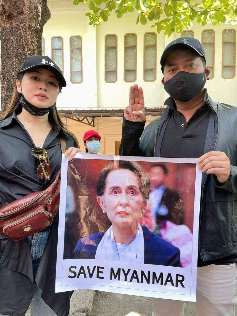 mm_nadi's tweet photo. Pyay Ti Oo and Eaindra Kyaw Zin, Myanmar academy award-winning renowned couples of films, who have been detained in prison for their anti-coup movements, were sentenced to 3 years imprisonment with labor today. #Dec30Coup #WhatsHappeningInMyanmar https://t.co/N1GJBiAVcT