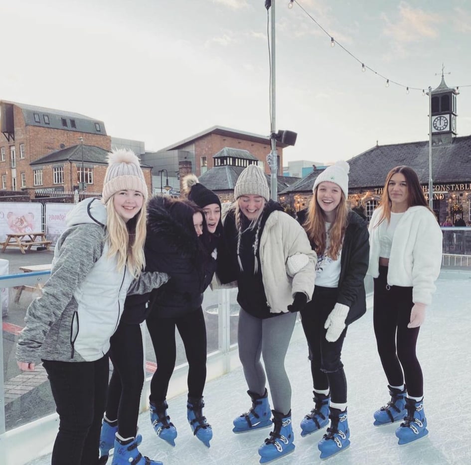 Gloucester Ice Rink tweet media