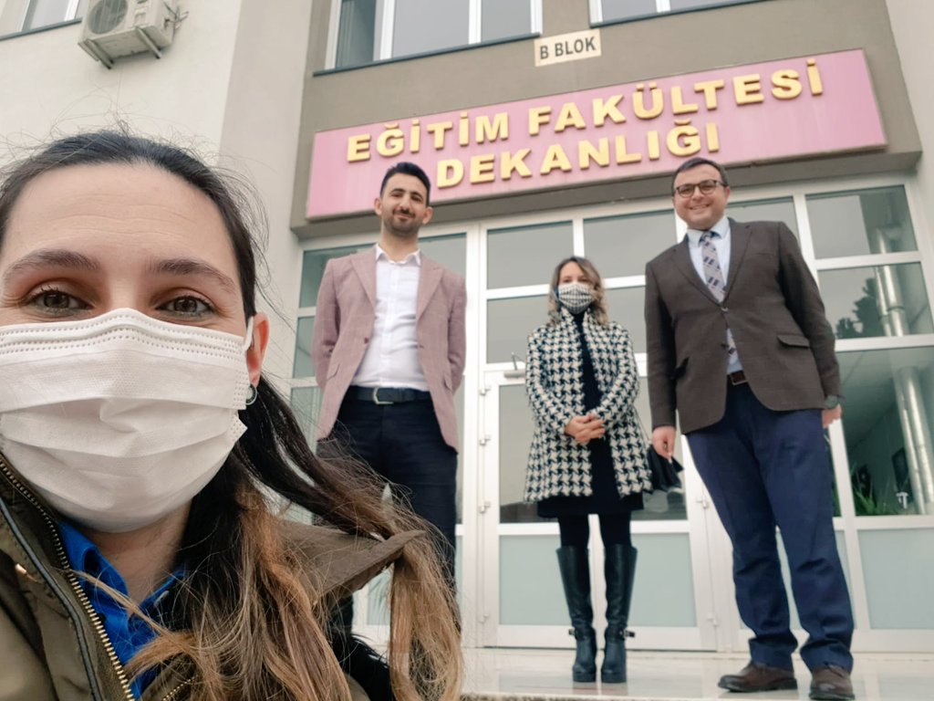 EyuderB's tweet photo. EYUDER Bursa olarak Uludağ Üniversitesi'ni ziyarete gittik. Eğitim Fakültesi Dekanı Salih Çepni yi EYFOR XIII e davet ettik. Derneğimiz ve öğretmen arkadaşlarımız adına faydalı bir görüşme oldu. Misafirperverliği için kendisine çok teşekkür ederiz. https://t.co/SDD1nIolWS