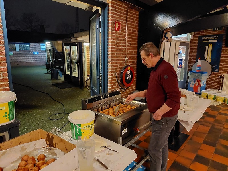 SV Helios Deventer tweet media