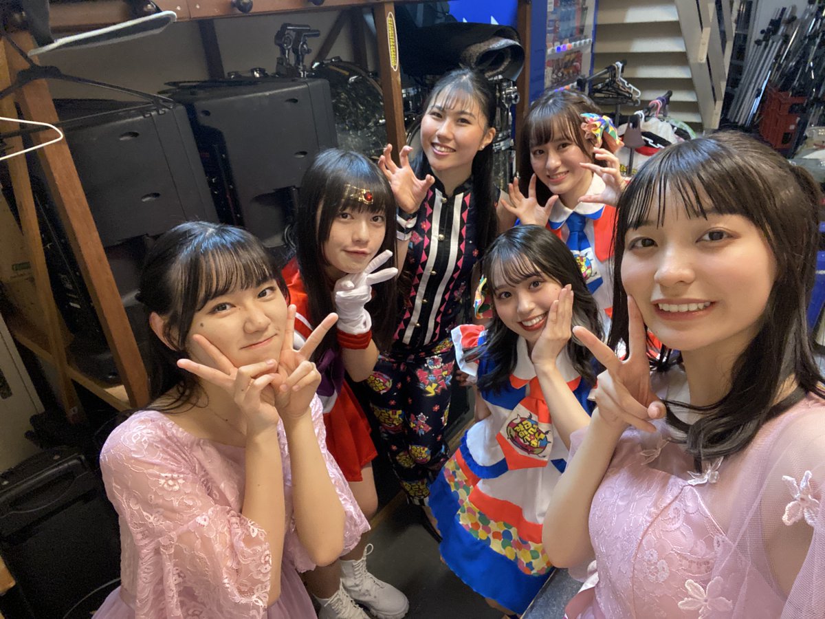 COLORSLOLLIPOP's tweet photo. 『ぴらぱら成人式おめでとうライブ㊗️』
来てくれたみなさんありがとうございました☺️
久しぶりのライブでみなさんに会えてとっても楽しかったし、嬉しかったです🎶♡
元気そうでよかったです🥰生存確認できました！

ぴらぱら成人おめでとう🎊

るな🧸 https://t.co/gyD6es6Box