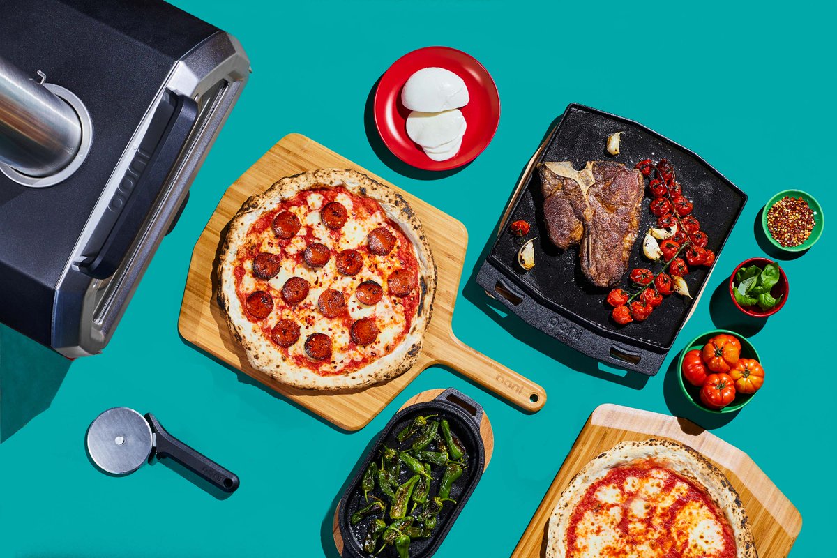Bring in 2022 in style with an Ooni Pizza Party! A fantastic way to entertain and feed your guests 🍕