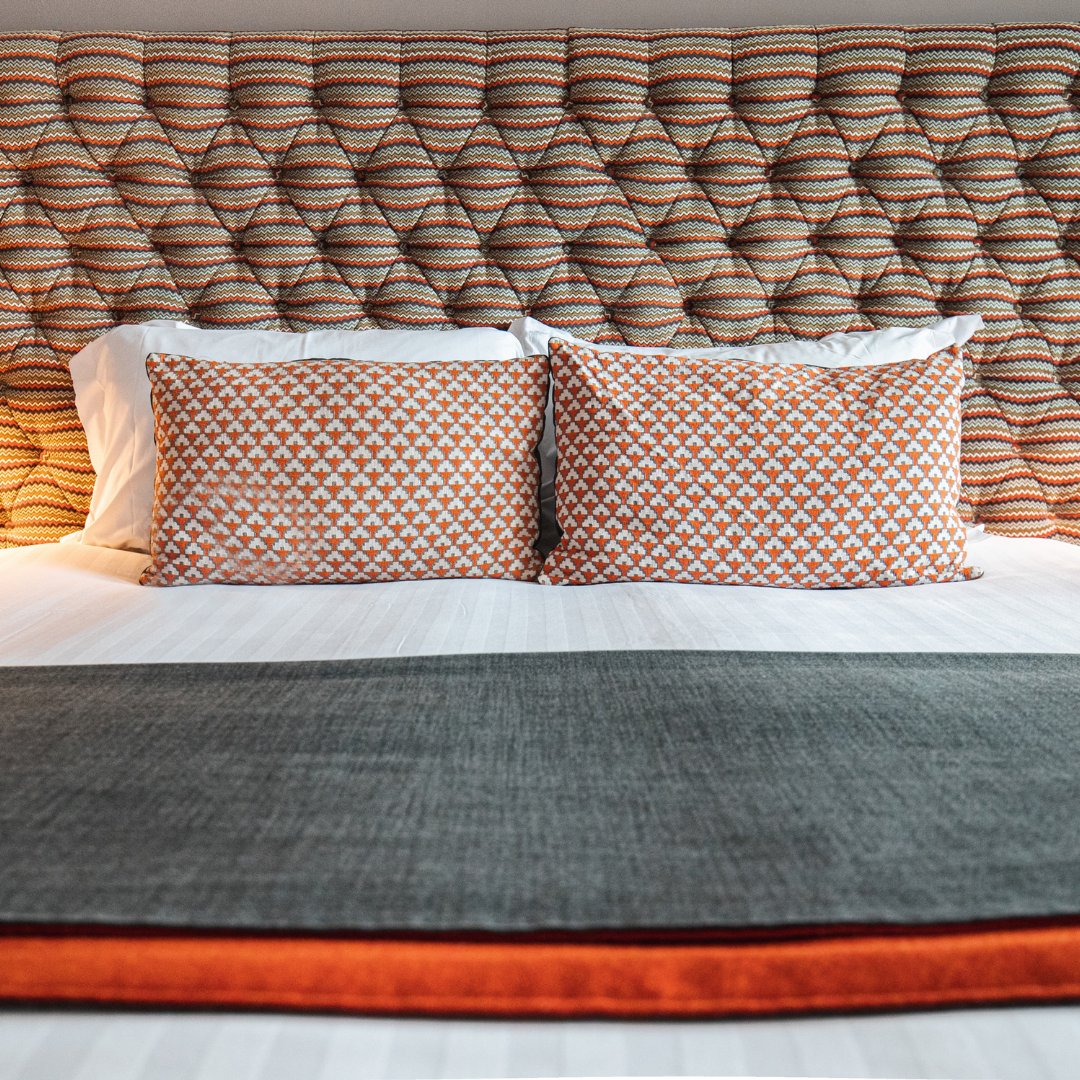 MontenotteH's tweet photo. Stay with us in our beautifully designed and furnished Executive Rooms at The Montenotte Hotel ✨ Learn More: https://t.co/Pcr2SLX9g7

#stayunique #purecork #executiveroom #luxury #destinationresort #interiordesign https://t.co/J1M7kZl7QO