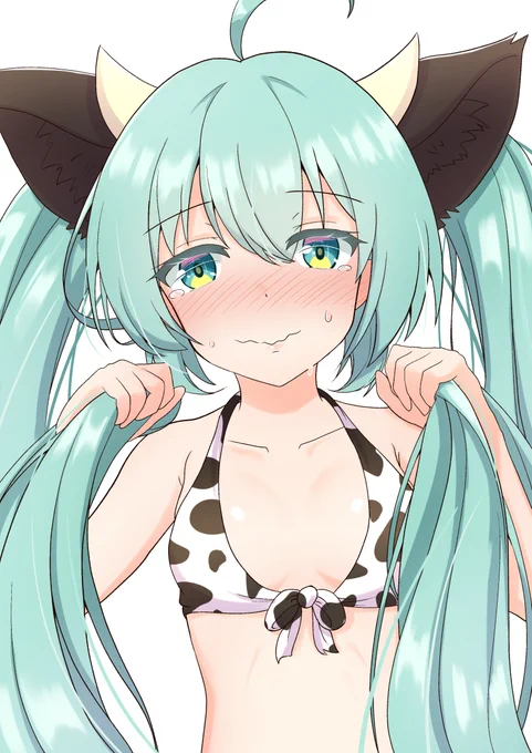 牛柄ビキニミクさん 