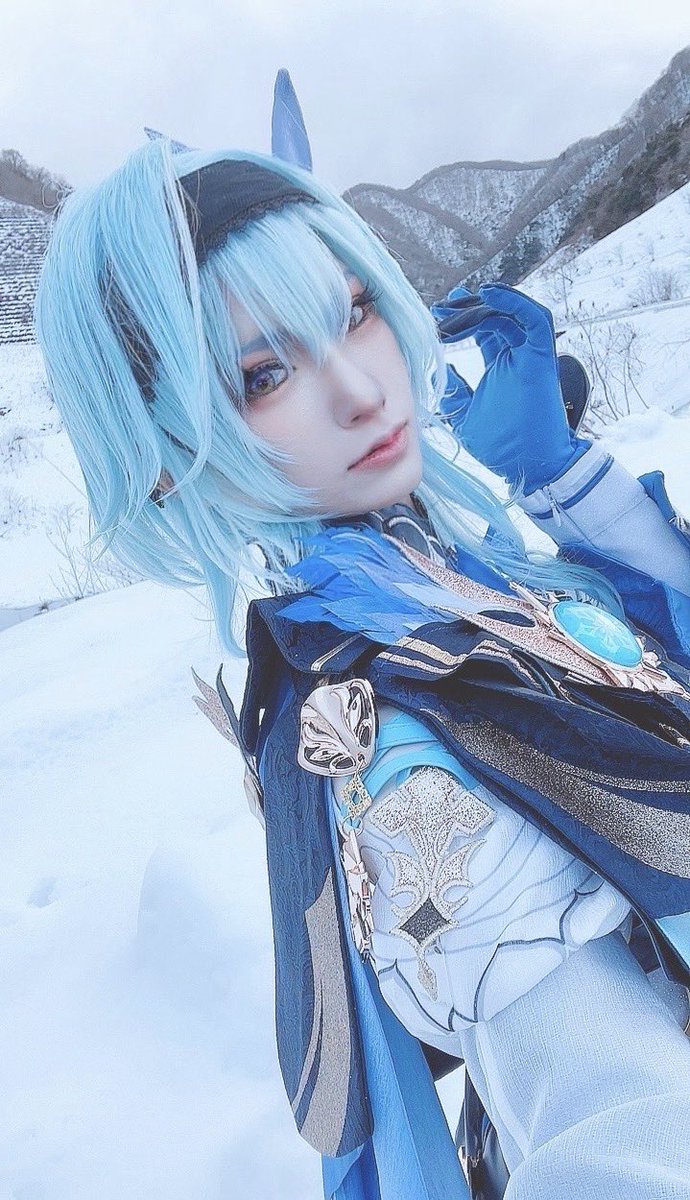 ryomikk_a's tweet photo. コス納めしてきた〜❄️ https://t.co/7fNOgKR6LF