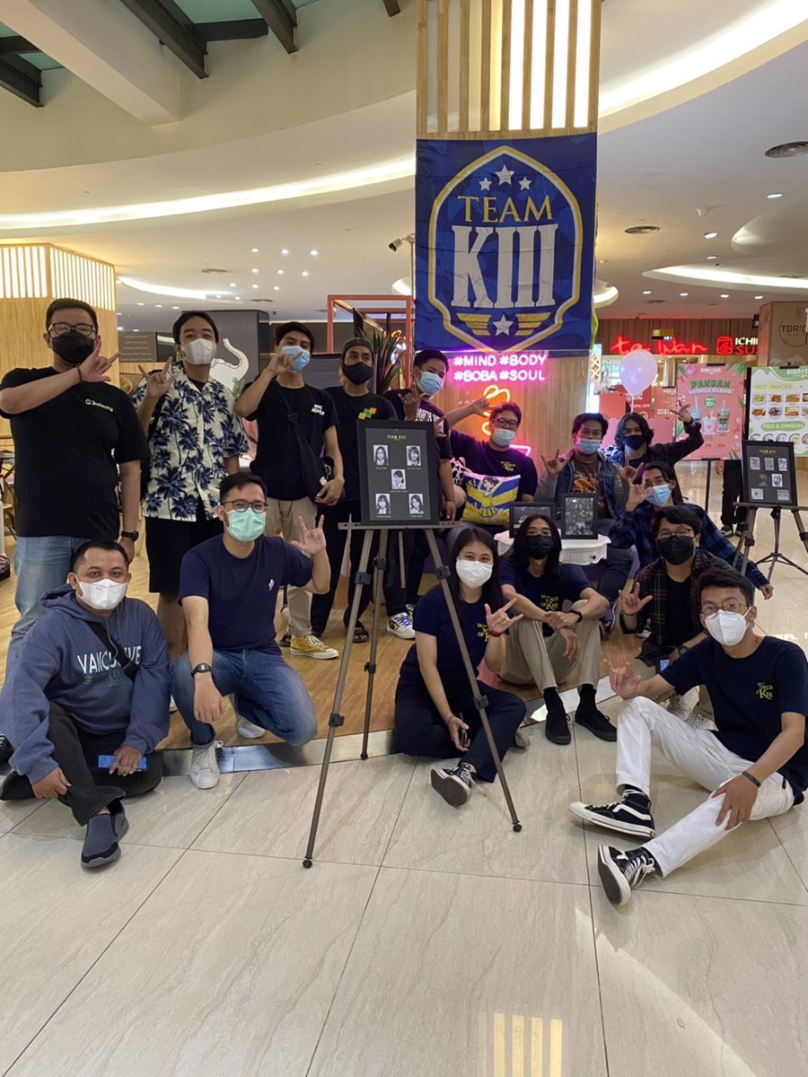 Rantovl's tweet photo. Kilas balik aku bersama teman2 di fandom JKT48 pada tahun 2021. Tidak termasuk project dan konten online karena banyak banget https://t.co/qqbskmzgD9