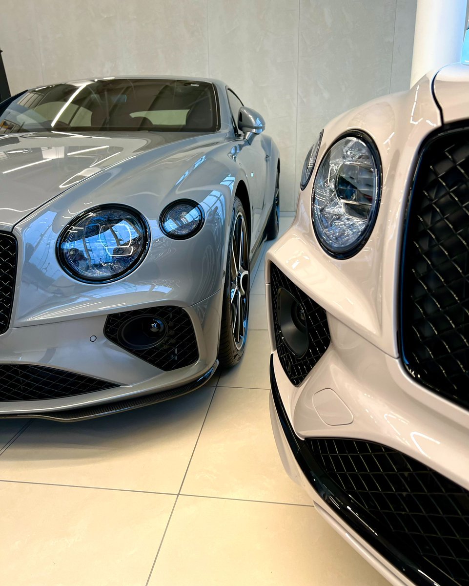 BentleyLeic's tweet photo. Made to be admired.. Do you prefer a GT or a Bentayga?

#Bentley #BentleyLeicester #BentleyContinentalGT https://t.co/qiAwcRBiNN