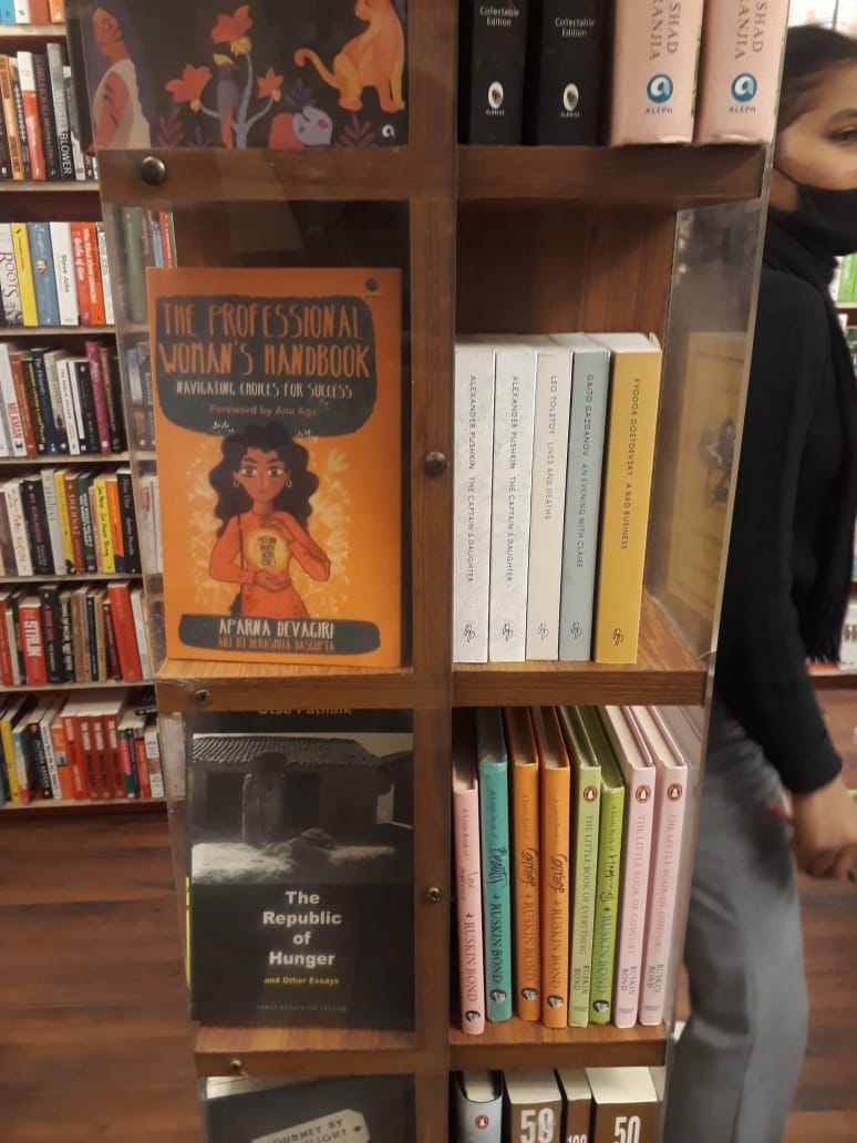 AuthorsChannel's tweet photo. Make your holiday more inspiring by reading @AparnaDevagiri's new book, #theprofessionalwomen'shandbook ,which is now available.#Khanmarket #gkdelhi Grab your share today  Buy now on= The Professional Woman's Handbook https://t.co/4vJ6hxiuIM. #newbooks #authorscommunity #authors https://t.co/HBWKzN424i