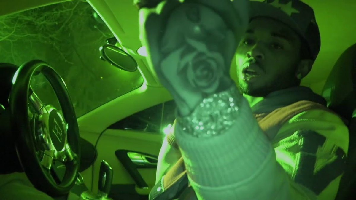 wrld_mag's tweet photo. 2 ans plus tôt, Travis Scott &amp; Pop Smoke dévoilaient le clip de "GATTI" 

Quel visuel. 🕊 https://t.co/OFUOAVlfEC