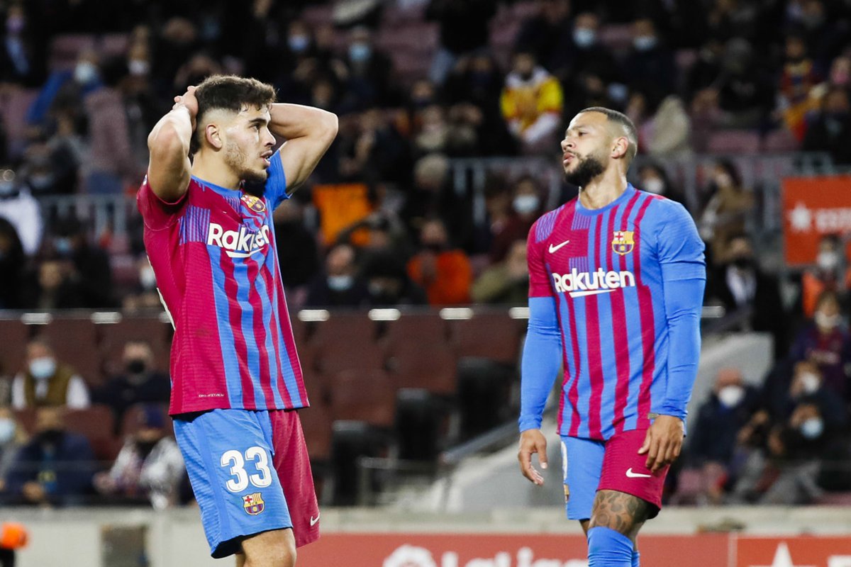 ActuFoot_'s tweet photo. Barcelone est actuellement privé de 16 joueurs 😳

🇧🇷 Alves
🇧🇷 Coutinho
🇨🇵 Dembélé
🇨🇵 Lenglet
🇨🇵 Umtiti
🇺🇸 Dest
🇲🇦 Ez Abde
🇳🇱 Depay
🇩🇰 Braithwaite 
🇪🇦 Pedri
🇪🇦 Ansu Fati
🇪🇦 Alba
🇪🇦 Busquets
🇪🇦 Sergi Roberto
🇪🇦 Gavi
🇪🇦 Balde https://t.co/fNfMToNk6y