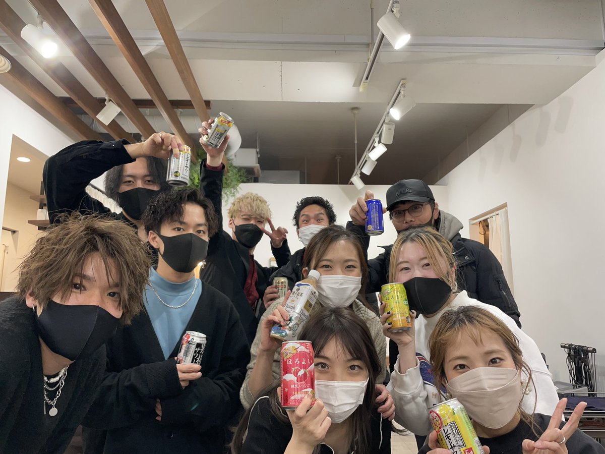0605marinyan's tweet photo. 12月お疲れ様でした❗️❗️

みんながギネスでみんなで協力してできて本当に達成感でいっぱいです🥺❤️❤️

良いお正月が迎えれそうです🎍💕 https://t.co/p0pfibiyAa