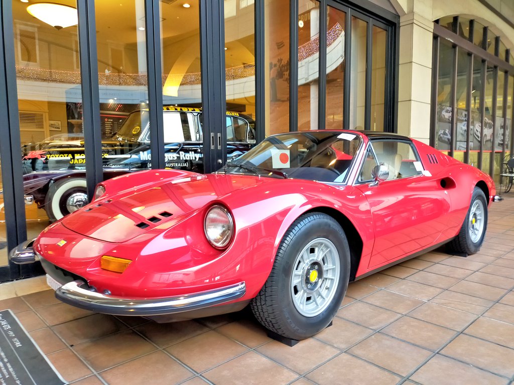 Momo86mayuka46's tweet photo. 懐かしいヒストリックカーやビンテージカー、往年のラリーカーや歴戦のエンジンまで車好きがWAKWAKする場所なのに本当に閉館なんて残念😢
#お台場
#メガウェブ
#MEGAWEB
#セリカST205
#2000GT
#DINO246GTS
#TOYOTAF1
#TF101
#TOYOTACART https://t.co/rmKe3F6s7E