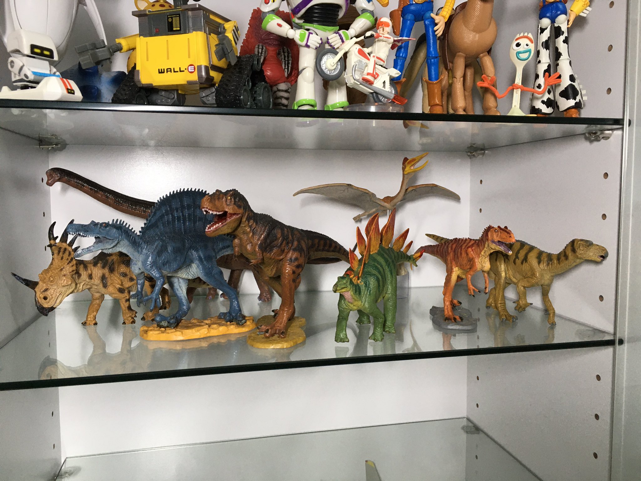 恐竜フィギュア　まとめ売り　フェバリットコレクション 2025年最新】Favorite collection 恐竜の人気アイテム - メルカリ