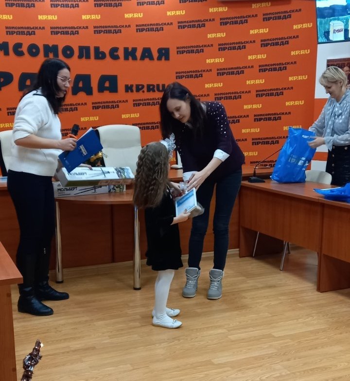 Поздравляем наших победителей в конкурсе детского рисунка🎨 «Самара - мой чистый город». Организаторы: «Комсомольская правда» и Департамент городского хозяйства и экологии мэрии Самары. Мы любим свой город и хотим, чтобы он был красивее и чище благодаря каждому из нас🤗