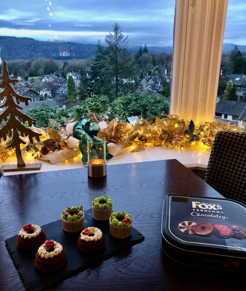 hillthwaite's tweet photo. We really have some of the best guests. We've had some lovely gifts from guests over the festive period and a very, very kind Mrs Hudson made a cake for every member of staff. 🔥😍🥳🙏🙏🙏
#thankyou #bestguestsever #alwayswelcome #feelingthelove https://t.co/3wBWkXqjcN