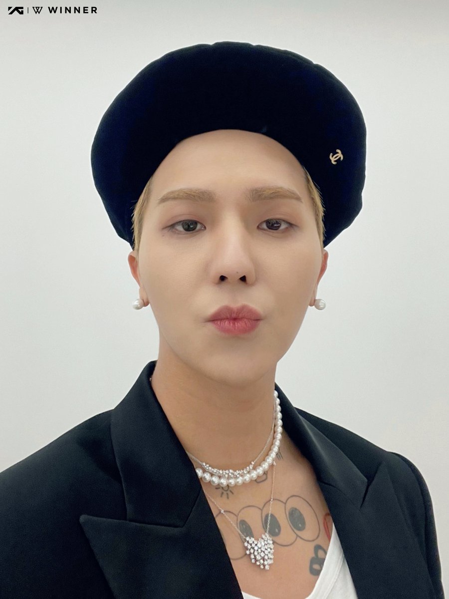 OFFICIAL INNER CIRCLE tweet media