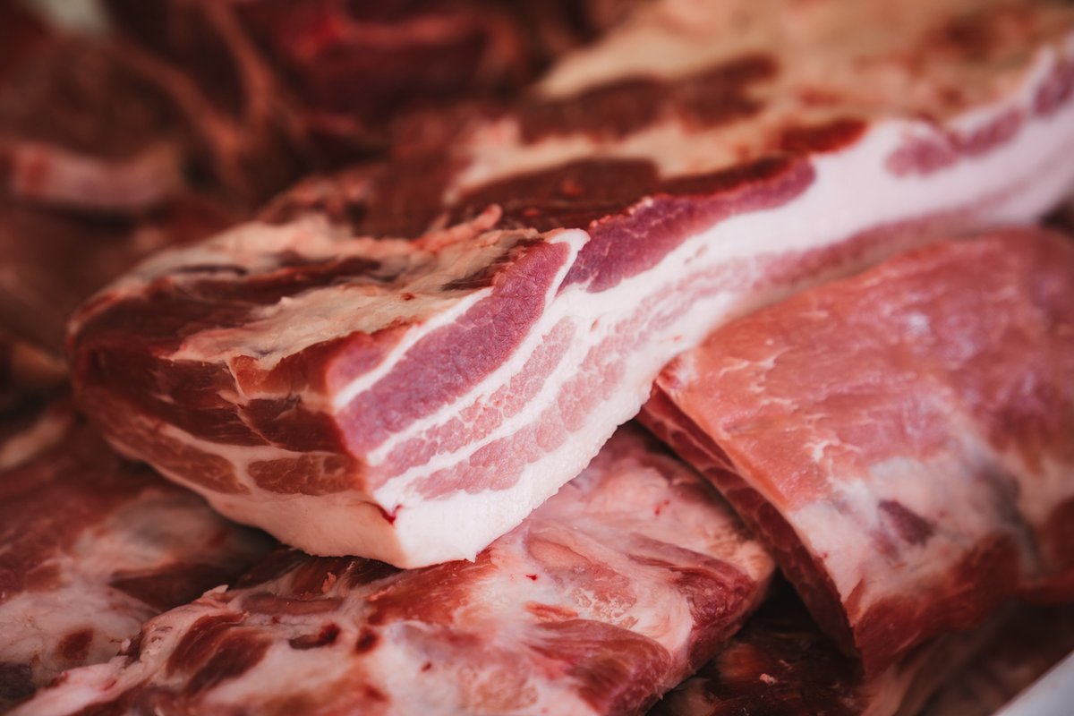 AdvBio's tweet photo. From new flavors, new ways of preparation, and even new sources - bacon is in a constant state of innovation!

 Learn more in our latest blog post:

https://t.co/ZeFm7ccpEA

#bacon #advancedbiotech #abt #blog #biotech #natural https://t.co/AKQsgaEOSA