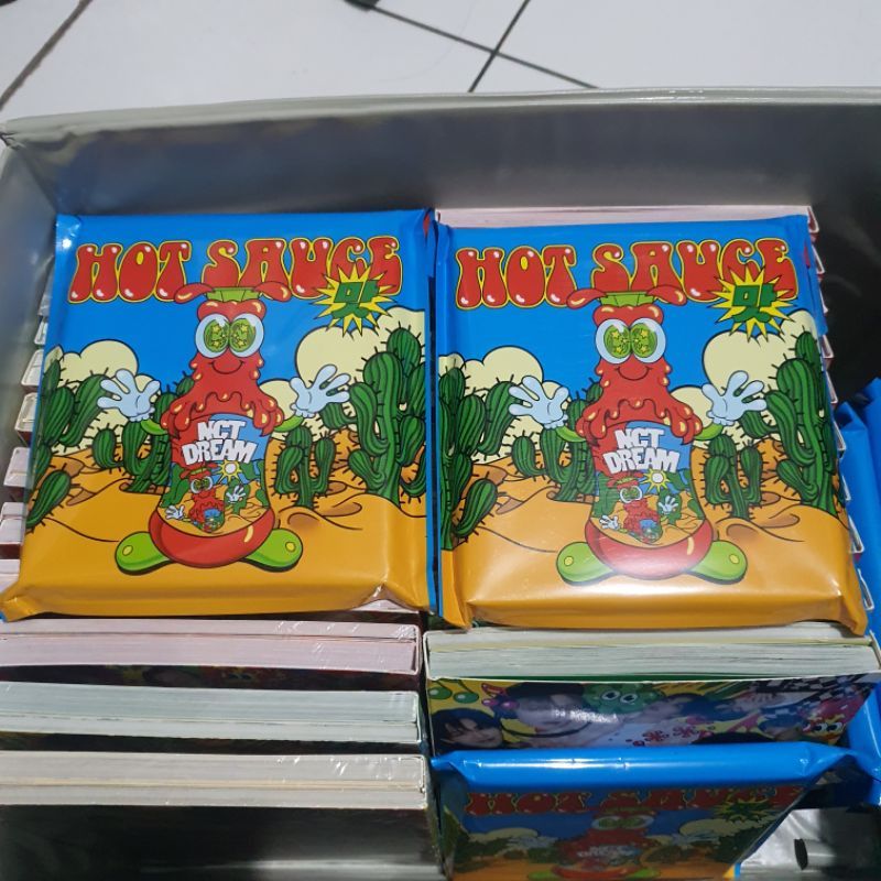 TheSeasonies's tweet photo. [READY STOCK / SALE] NCT Dream - Hot Sauce Jewel Case Ver. (SEALED)

IDR 140K

tags; wts sell jual nct dream mark renjun jeno haechan jaemin chenle jisung
 https://t.co/NelGLKhsZZ #ShopeeID https://t.co/Xi26HGN68N
