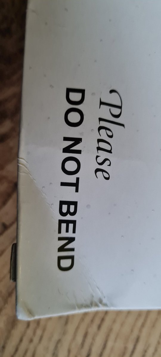 The_stretch89's tweet photo. @RoyalMailHelp where do I complain and get compensated for the bent mail I just received for the second time https://t.co/Z3HLnC6uzm