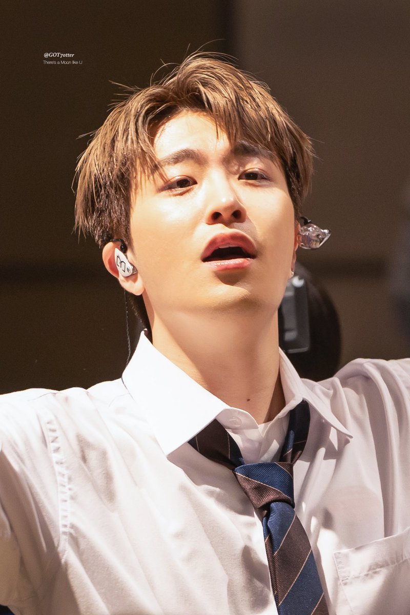 GOT7otter tweet media