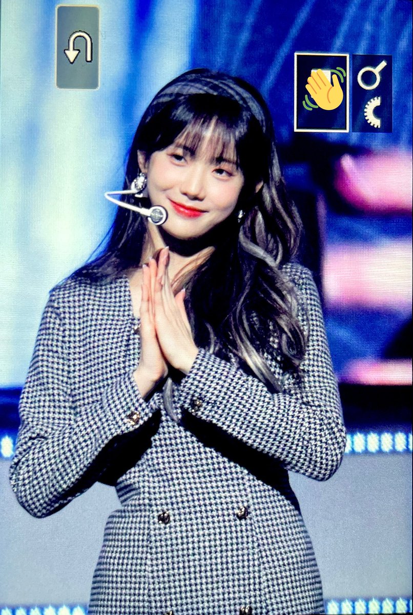 playwith_luda's tweet photo. 211230 프리뷰
👋
#우주소녀 #WJSN
#루다 #LUDA
#쪼꼬미
#슈퍼그럼요 https://t.co/cySUUdI7tf
