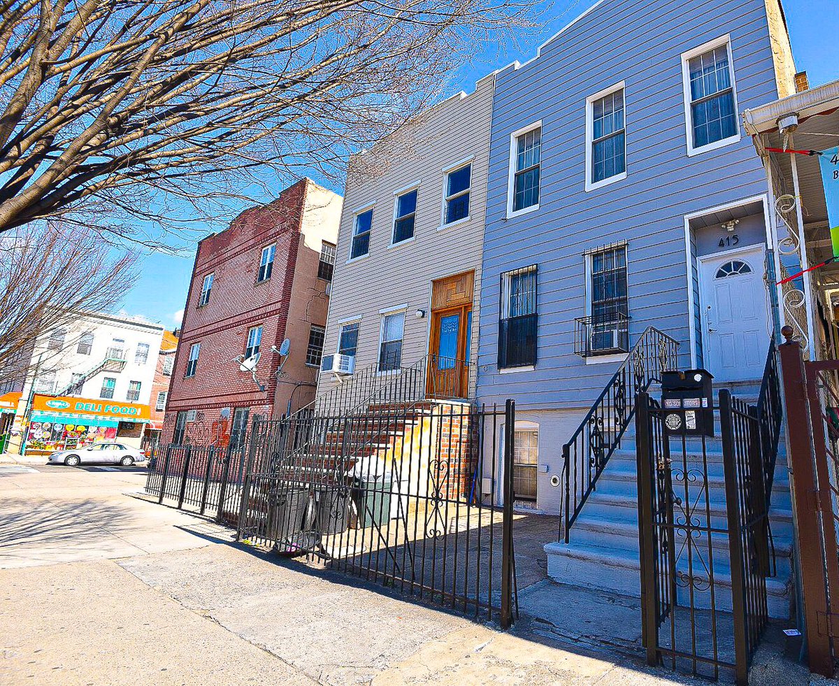 sidewalk_realty's tweet photo. Gorgeous Renovated Prime Bushwick Multi-family House for $1.3 million. DM us for more details! #sidewalkrealty #bushwick https://t.co/bHGl5JNpIX
