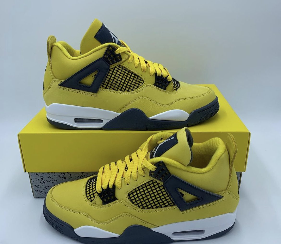 | All sizes available ☑️
| message me now